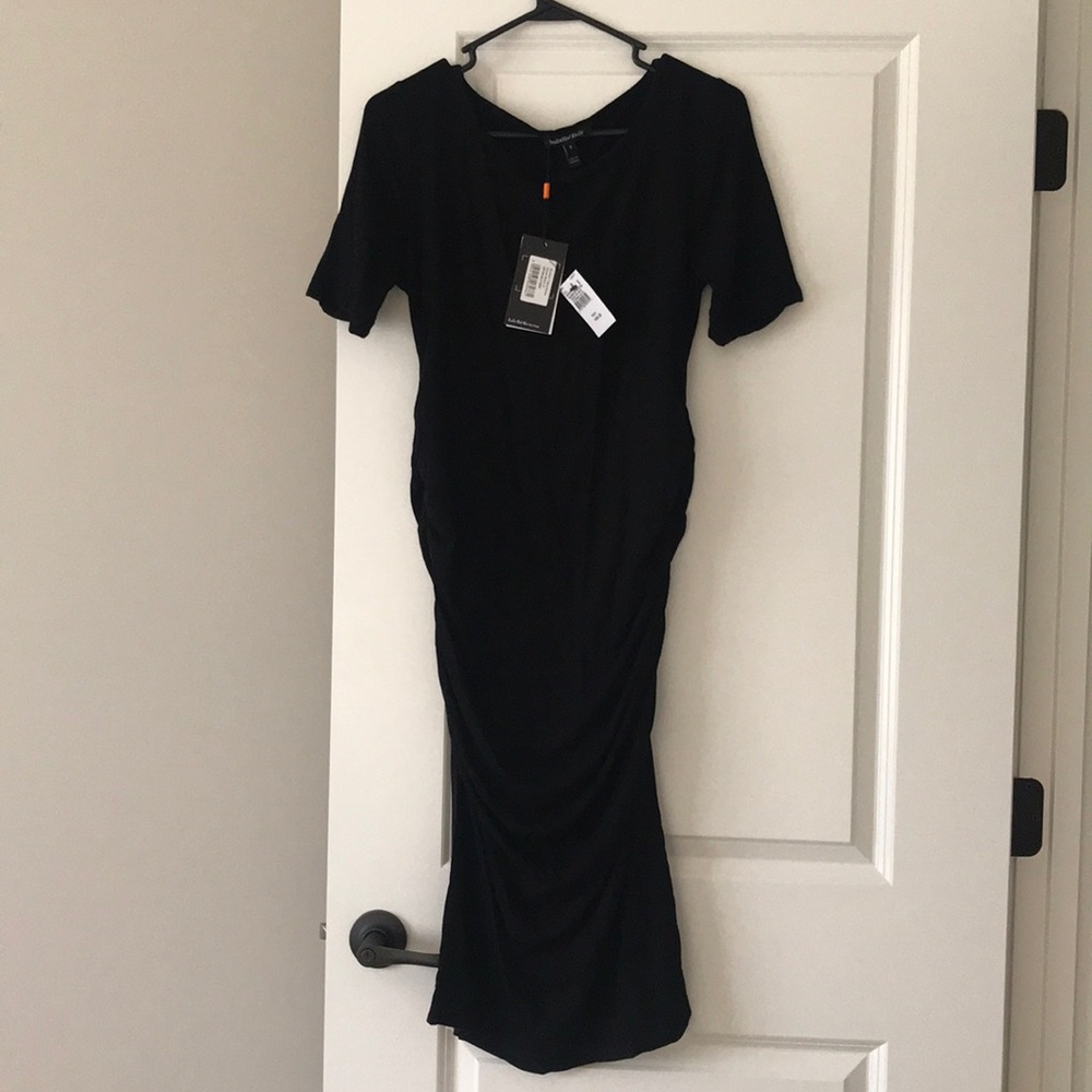 Isabella Oliver ruched T-shirt dress black size 3